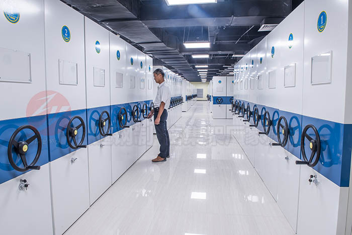 14���ܼ��܏S�ҽo����һ�ӵ��ۺ����