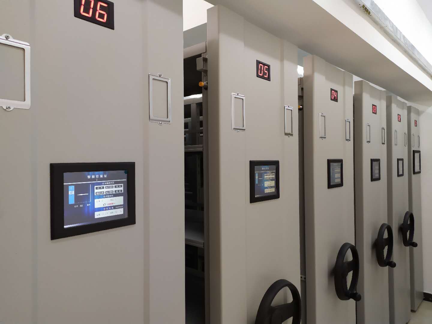 �n�������ܼ���ϵ�y