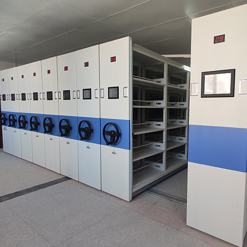 �ܼ������