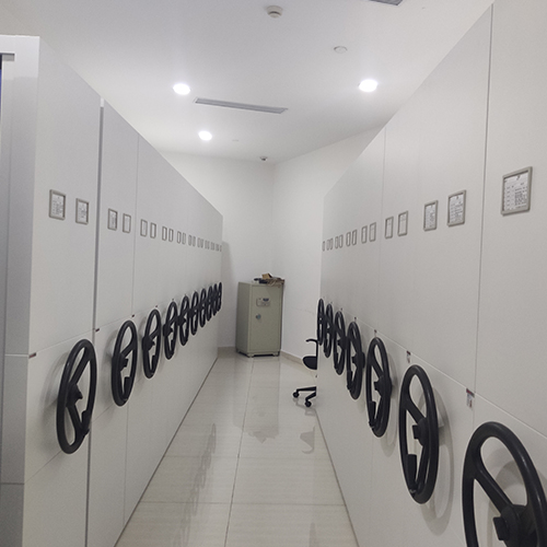 �ܼ���r��